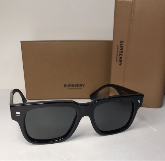 - New - 💯 Original BURBERRY BE4394F HAYDEN SUNGLASSES - Picture 3 of 15